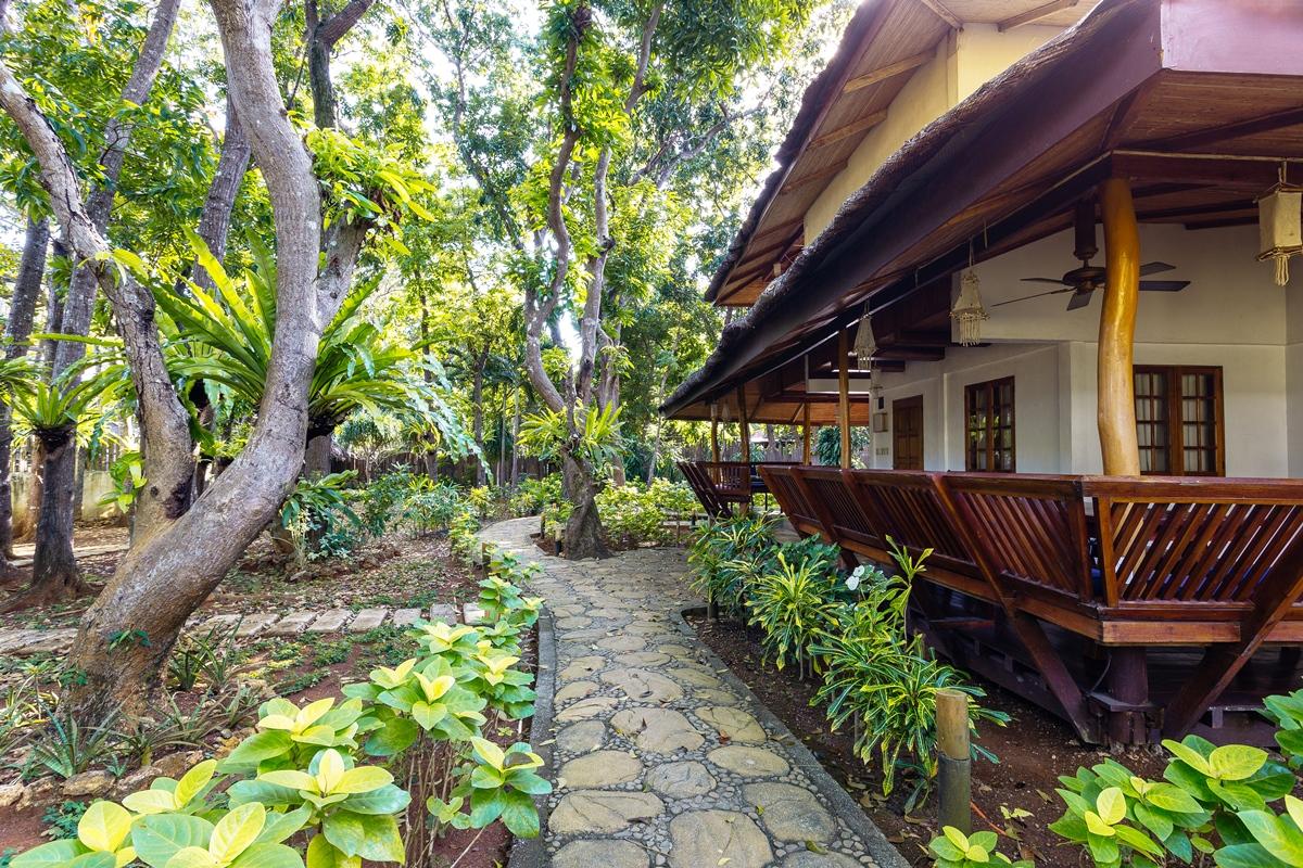 The Strand Boutique Resort Balabag  Exterior photo