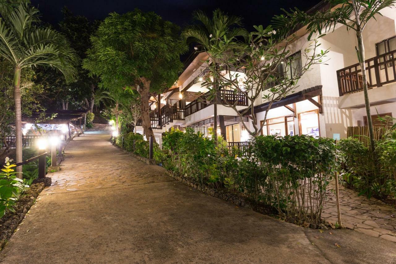 The Strand Boutique Resort Balabag  Exterior photo
